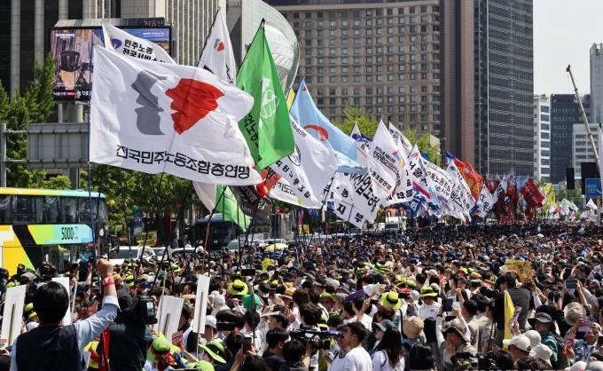 5월 1일 오후 서울 종로구 광화문 네거리 일대에서 2024 세계노동절 대회가 열렸다.jpg
