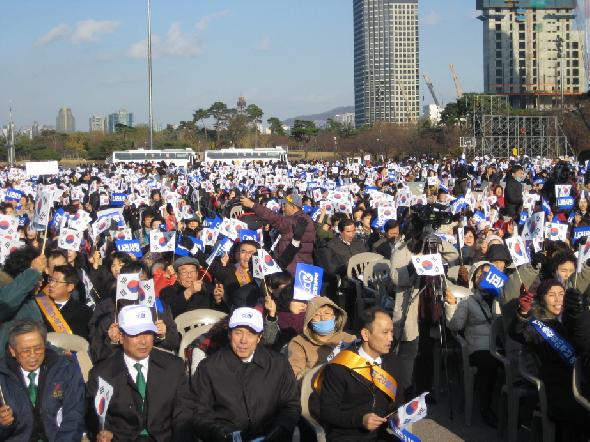 한기총이 창립 20주년을 맞아 기념예배와 함께 나라와 민족을 위한 기도회(2009.11.15).jpg